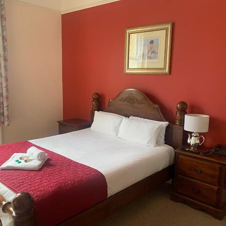 The Shakespeare Deluxe Hotel And Caribbean Restaurant Halifax Dış mekan fotoğraf