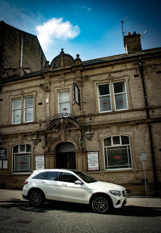 The Shakespeare Deluxe Hotel And Caribbean Restaurant Halifax Dış mekan fotoğraf